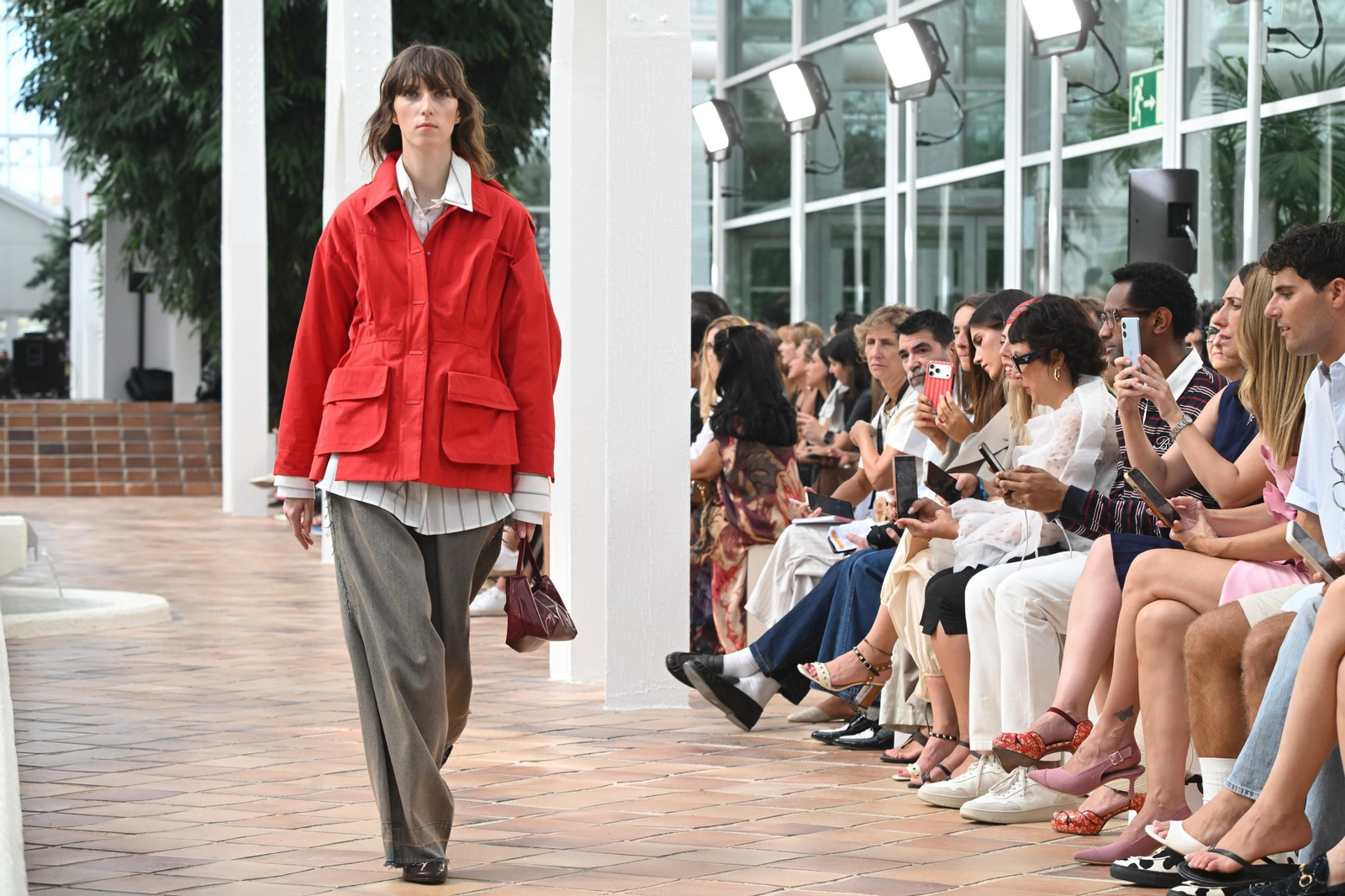 Todos los diseños presentados por Adolfo Domínguez en su regreso a la Fashion Week, en fotos