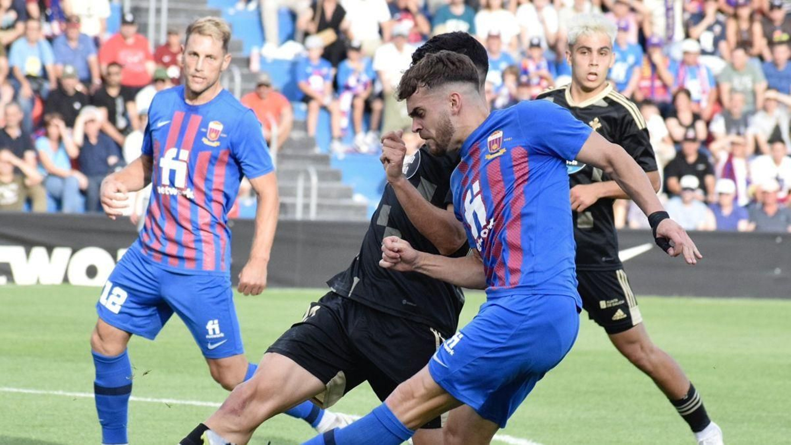 El Celta B no consiguió trenzar su juego en el partido disputado ayer en el Nuevo Pepico Amat.