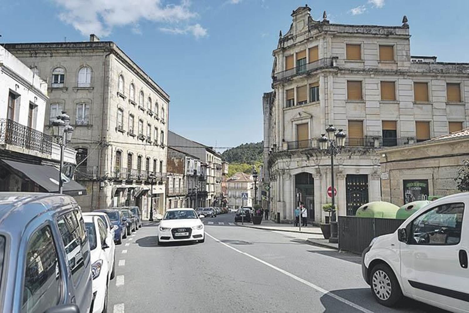 La calle do Progreso de Ribadavia. ÓSCAR PINAL