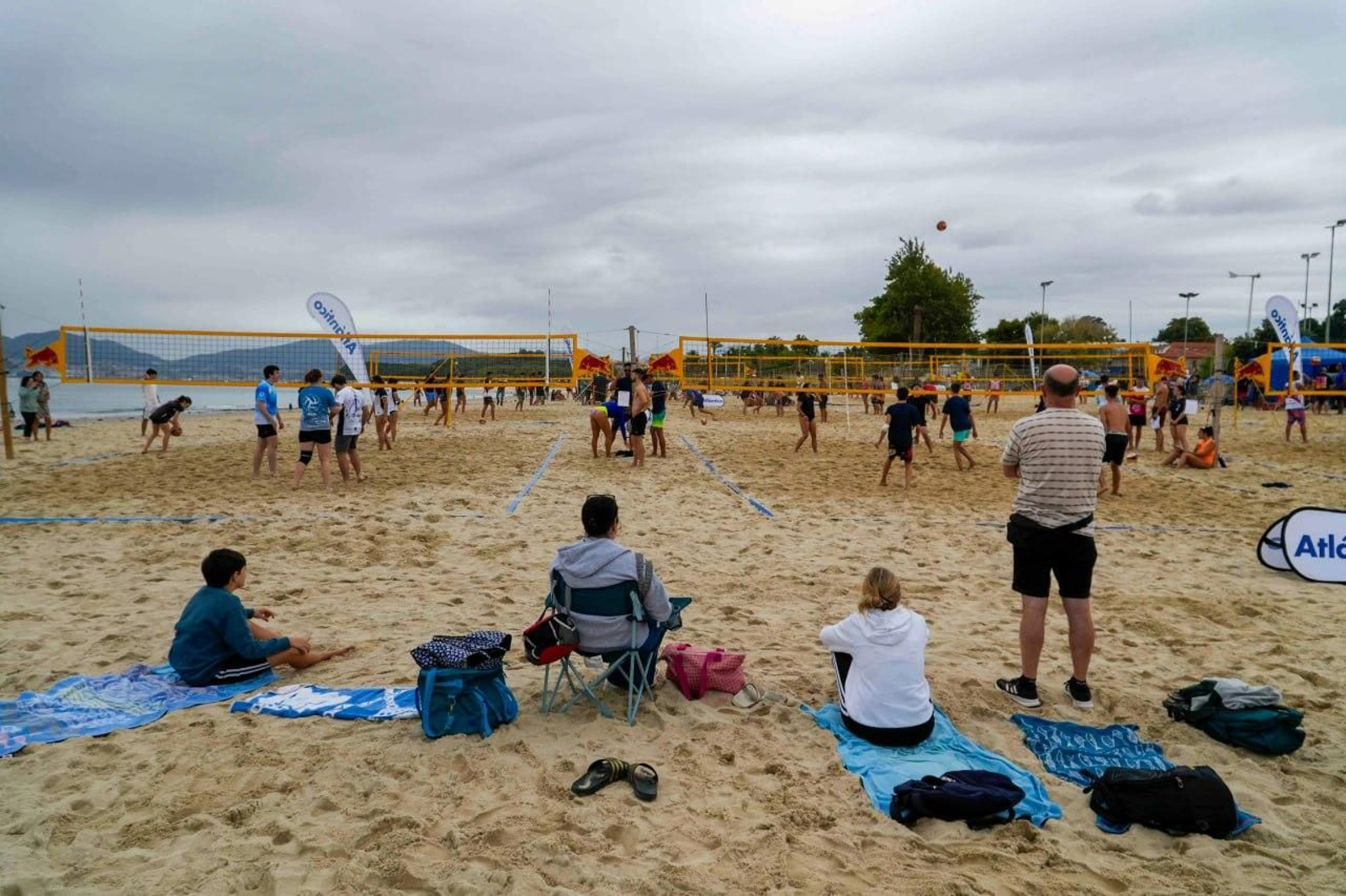 Galería | Dos días de vóley playa en Samil con Atlántico