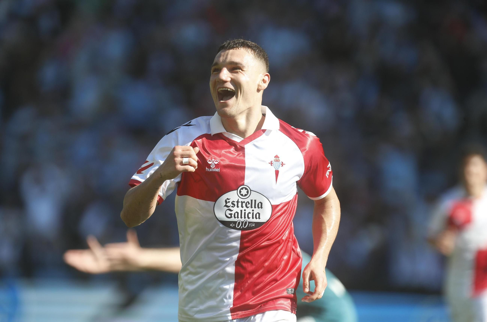 Galería | El Celta y el Alavés se miden en Balaídos