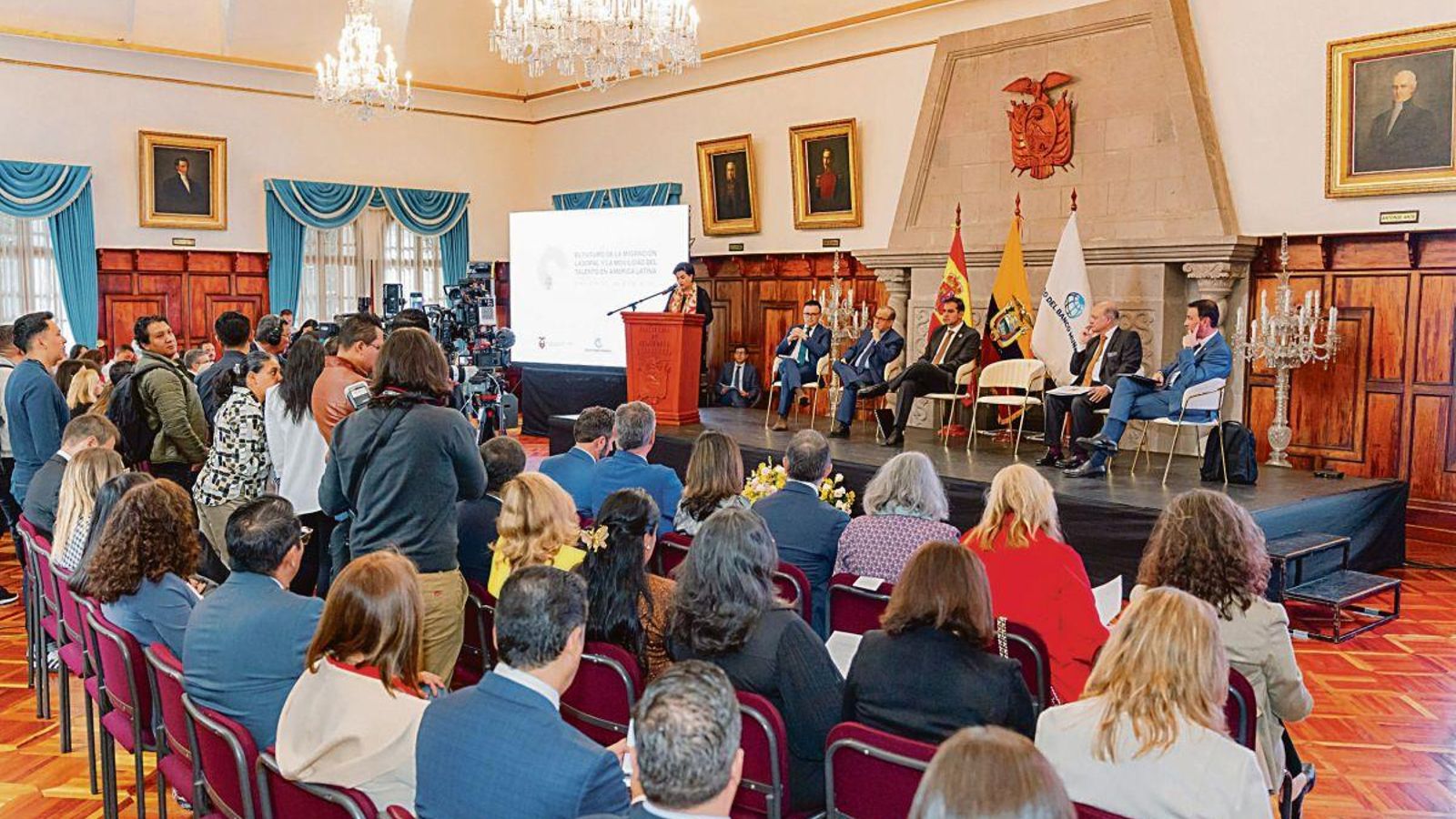 Traspaso de competencias das xestións das autorizacións iniciais de traballo