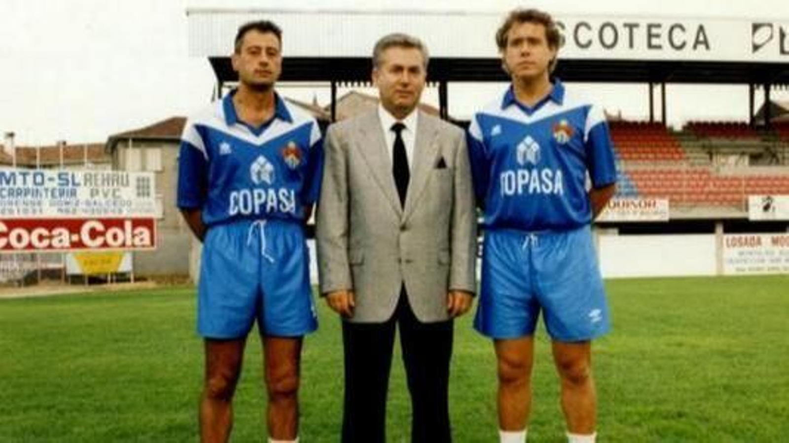 Ramiro Lamas (centro), en sus años como presidente del CD Ourense