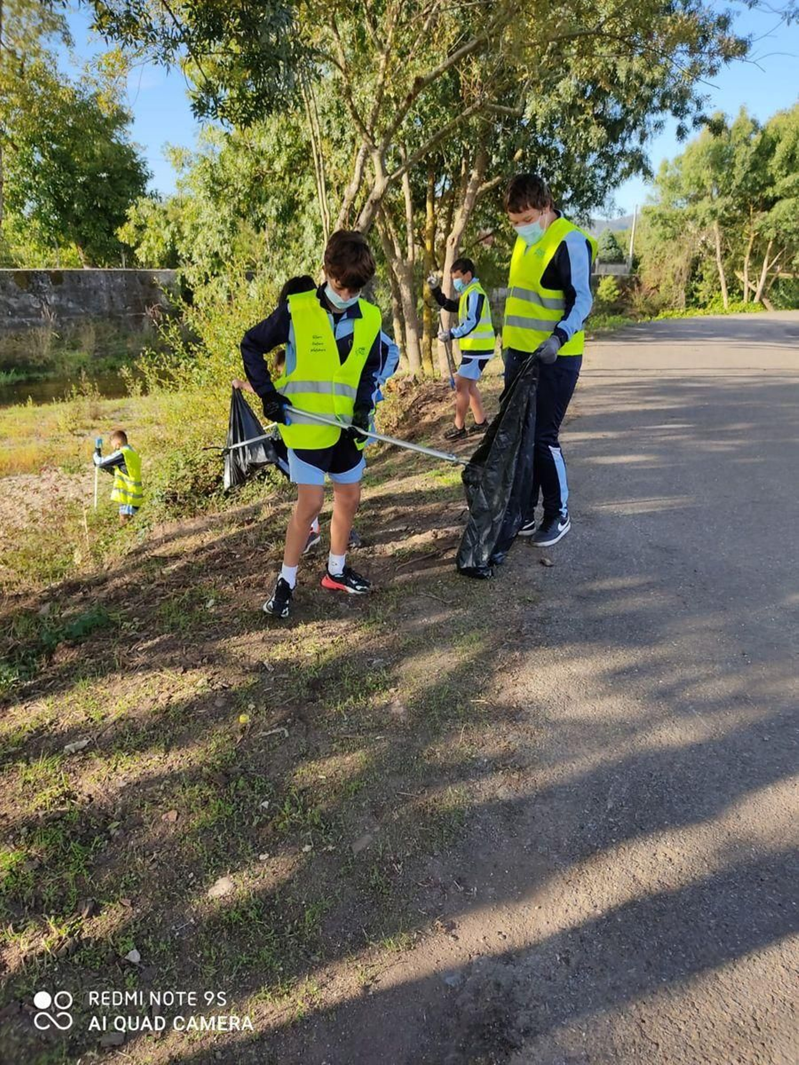 Moi concentrados en deixar todo impecable.