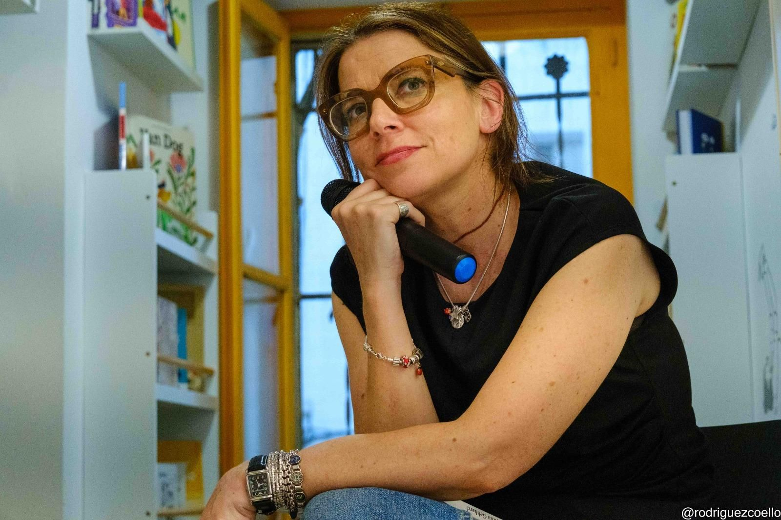 Julia Gebhard durante la promoción de “Amarga”, su primera novela.