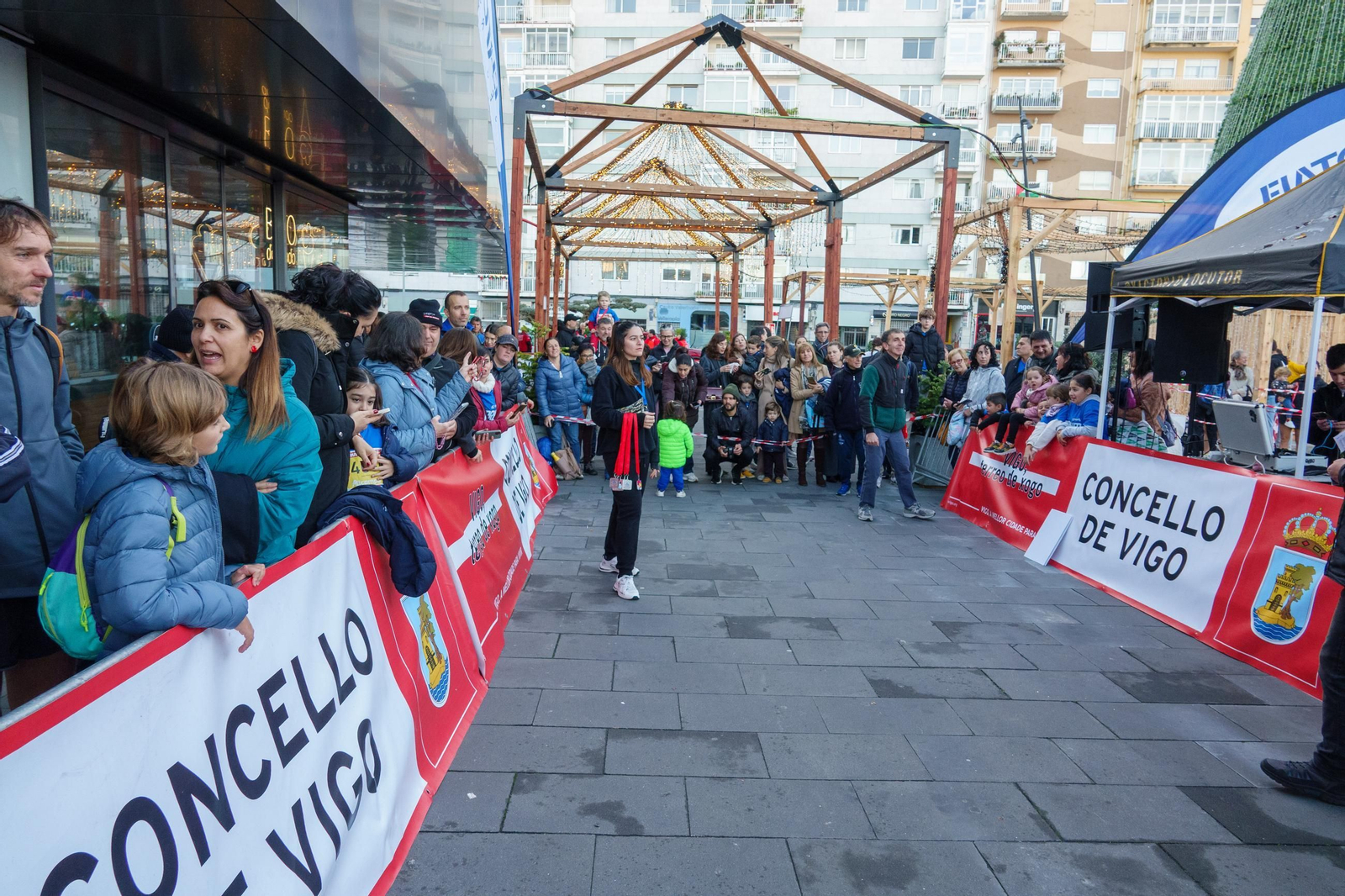 Galería | La carrera popular Érguete e Corre de Vigo bate récord de participación