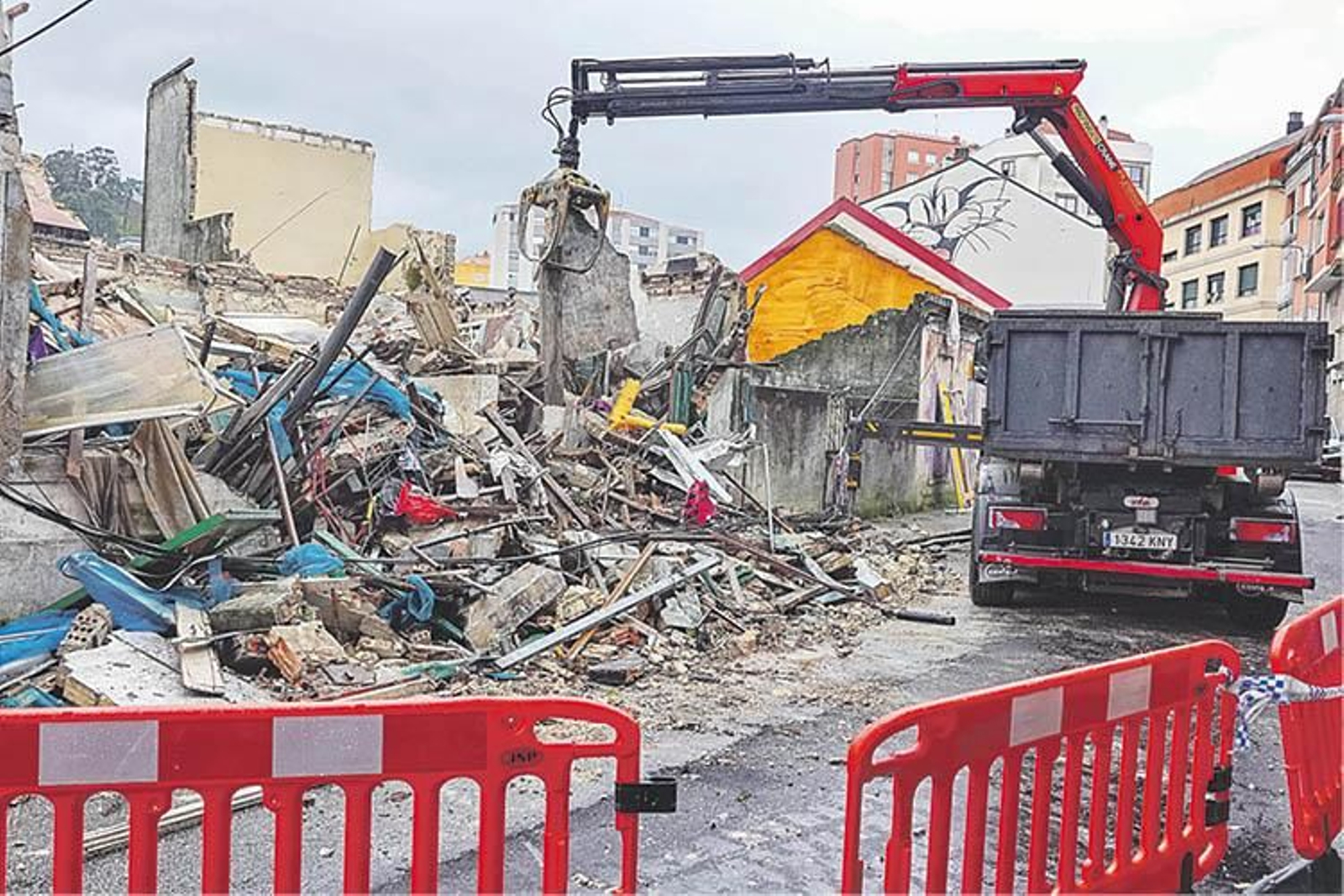 Demolición santa trega