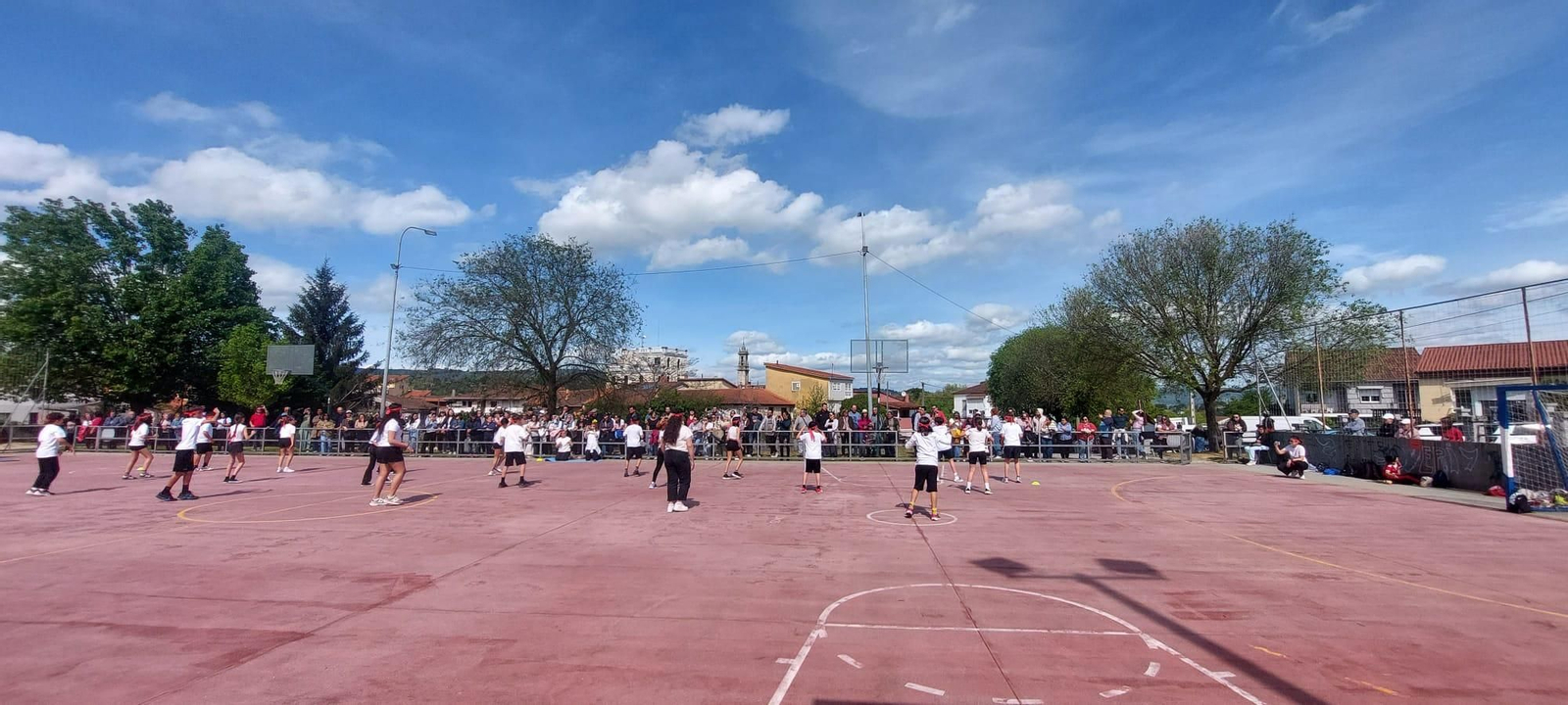 Día da Educación Física na rúa no colexio de Seixalbo