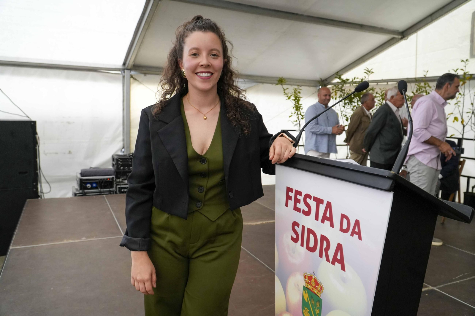 Galería | La Festa da Sidra triunfa en Bembrive con 1.000 litros repartidos