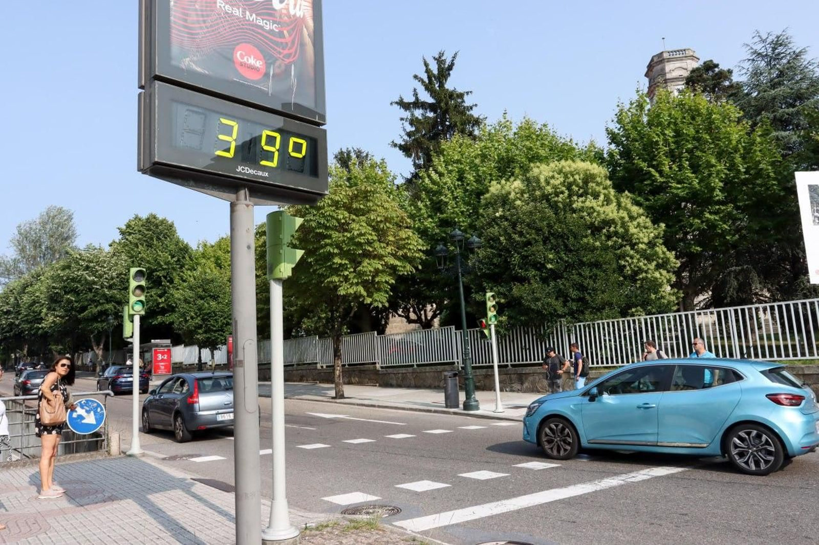 Imagen de archivo de un termómetro en el centro de Vigo.