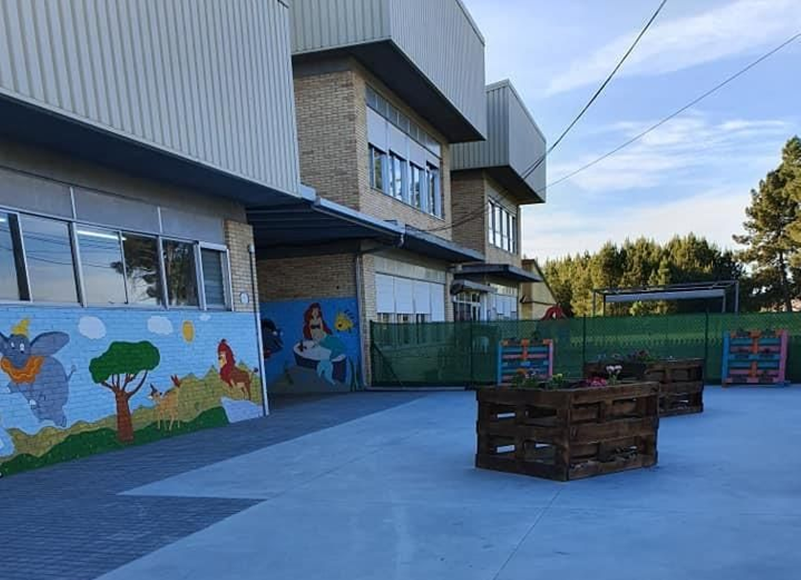 El patio del colegio. (Foto: cedida).