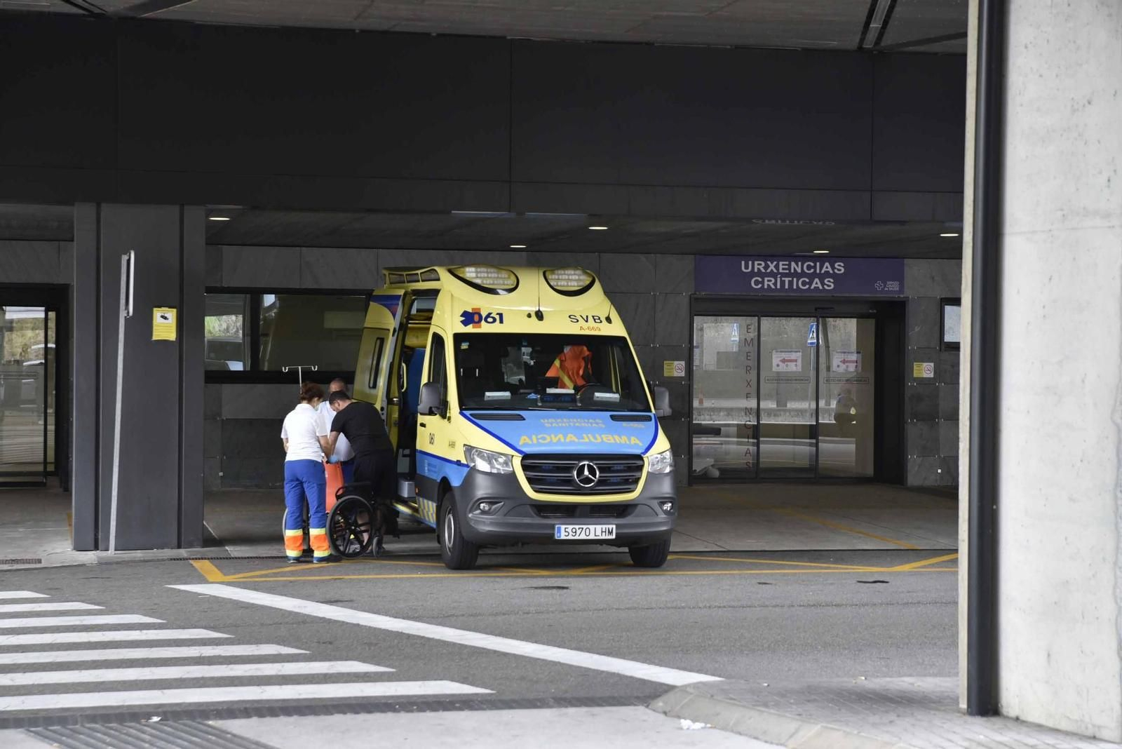 Las Urgencias del Hospital Álvaro Cunqueiro tuvieron este verano una importante presión asistencial.