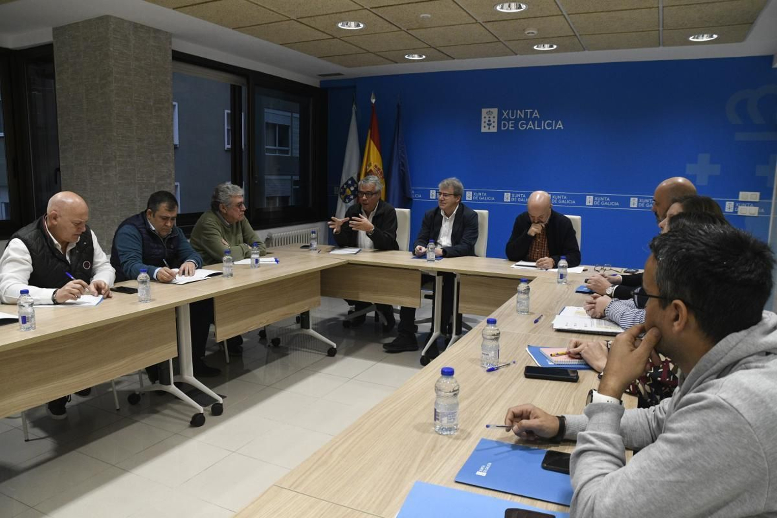 Reunión de los presidentes de las mancomunidades junto con representantes de la Xunta y la Diputación de Ourense