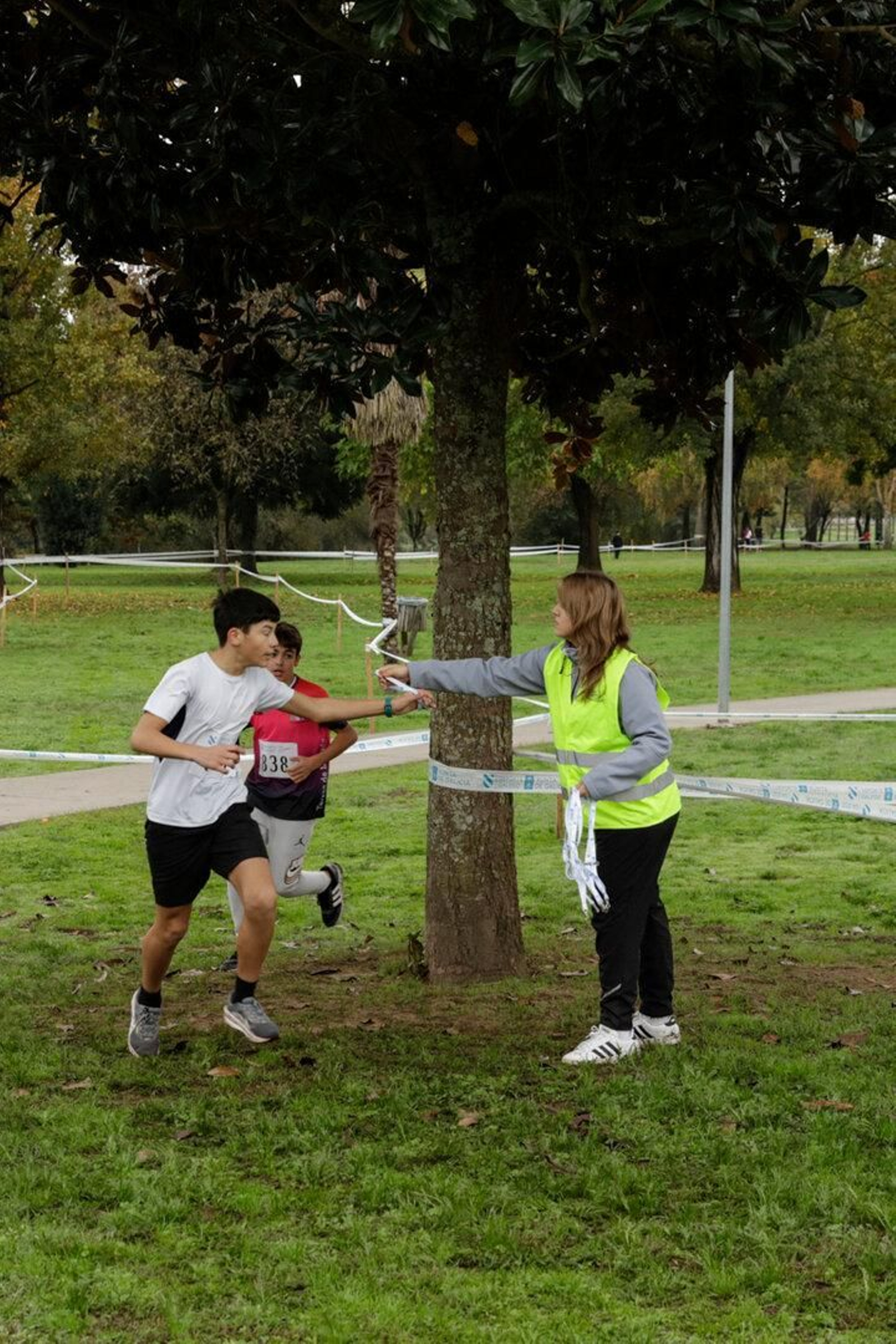 Proporcionando ayuda.