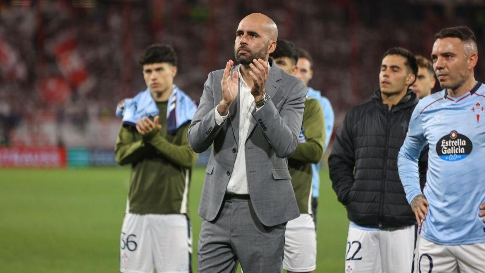 Claudio GIráldez, al final del partido en Friburgo.