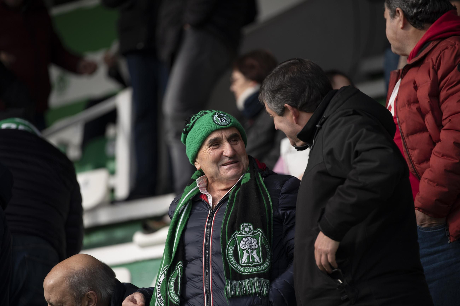 Galería | Espiñedo tiene su regalo adelantado de Navidad con la victoria del CD Arenteiro