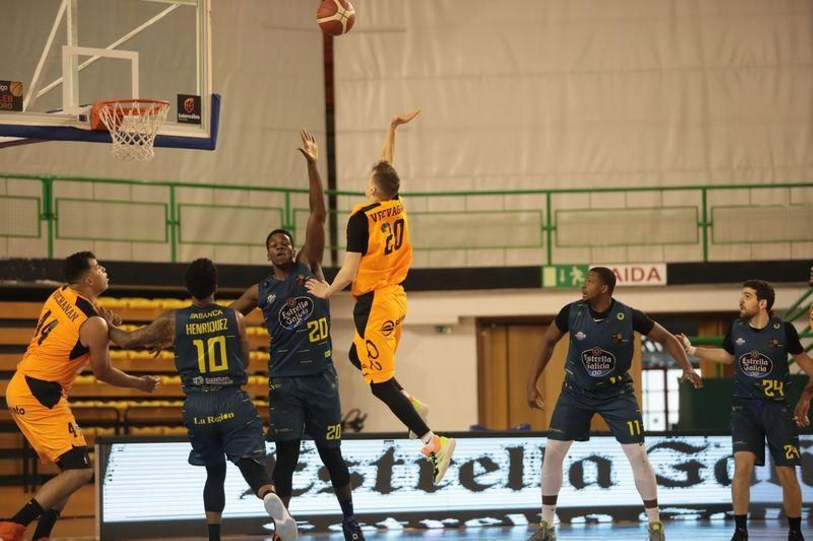 El COB empieza la segunda fase con una victoria ante el Lleida (JOSÉ PAZ)