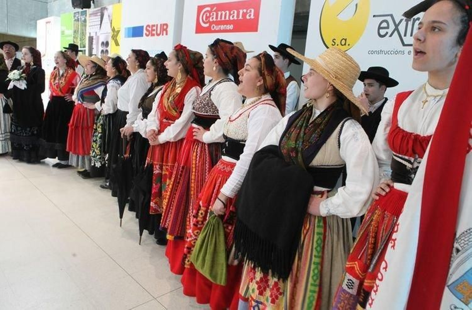 06.03.15.OURENSE.XANTAR.ACTUACION.RANCHO.FOLCLORICO.PONTE.DE.LIMA.