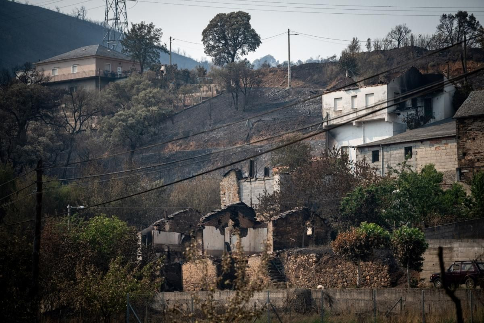 Casas quemadas en Rubiá.