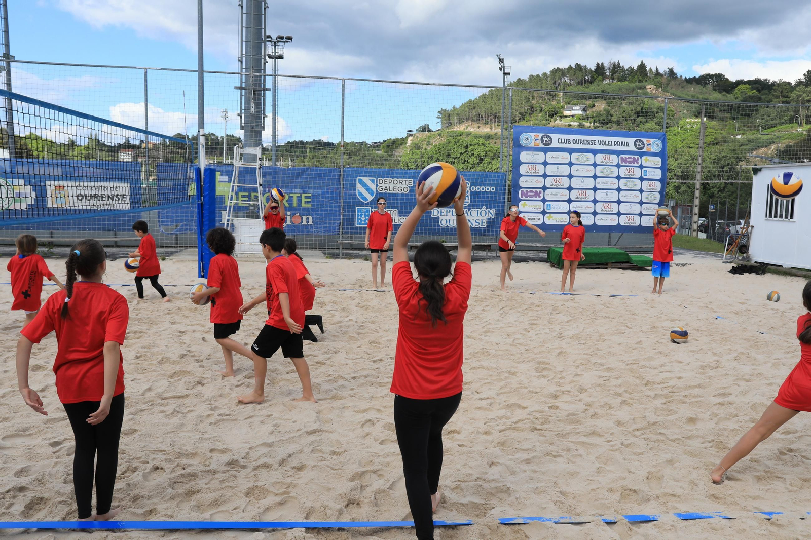 La arena de Oira, punto de encuentro de otra actividad Más Deporte La Región