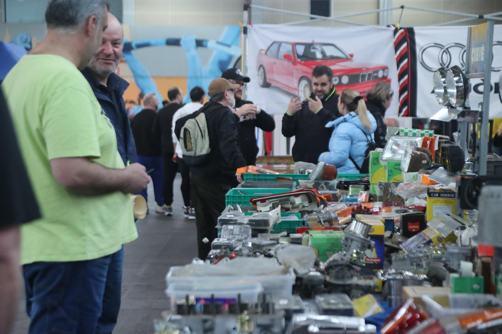Galería | Más de un centenar de coches en el Salón del Automóvil Clásico