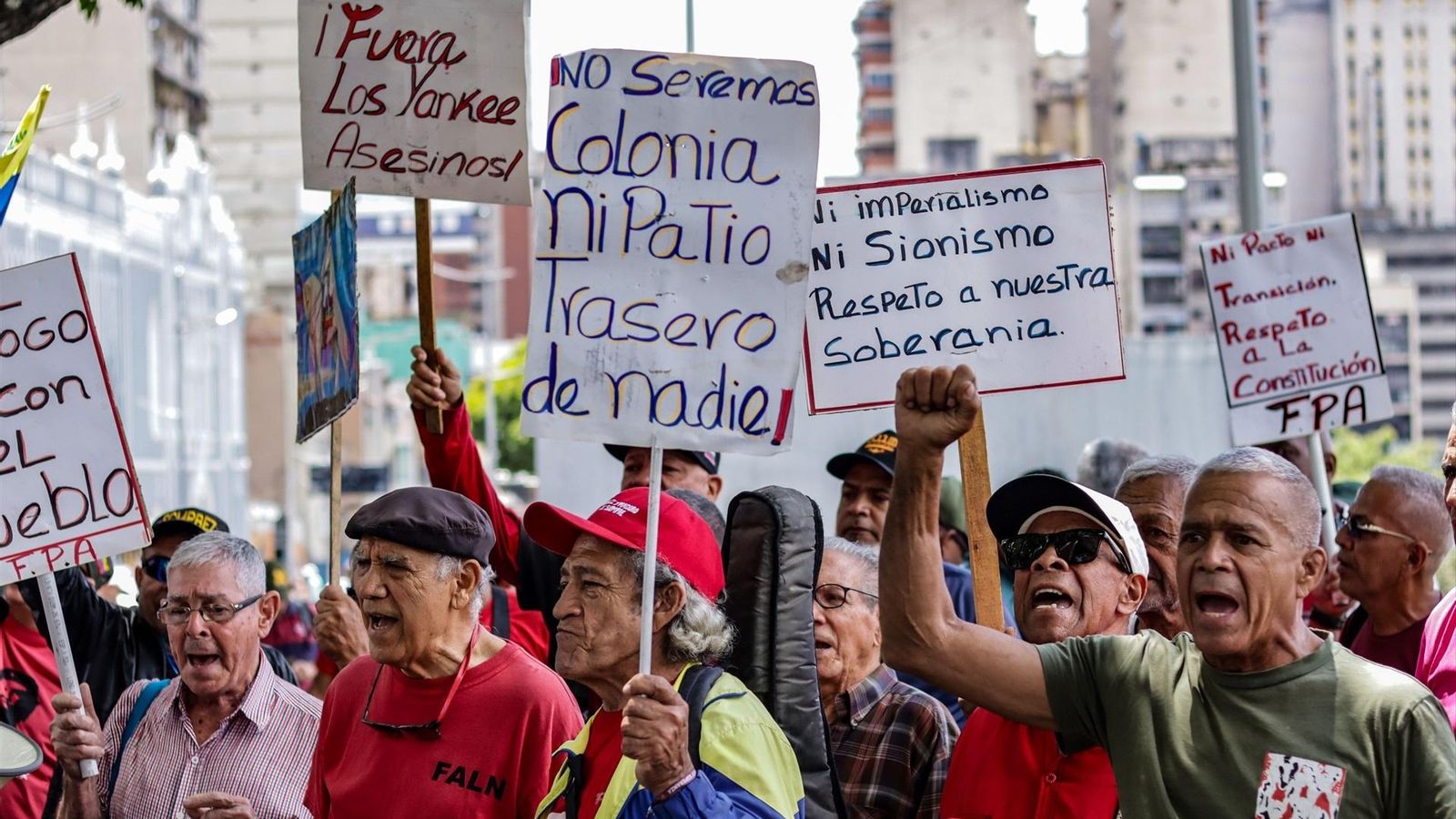 Protestas en Venezuela tras el acuerdo con Estados Unidos para transferirle parte de las reservas de petróleo