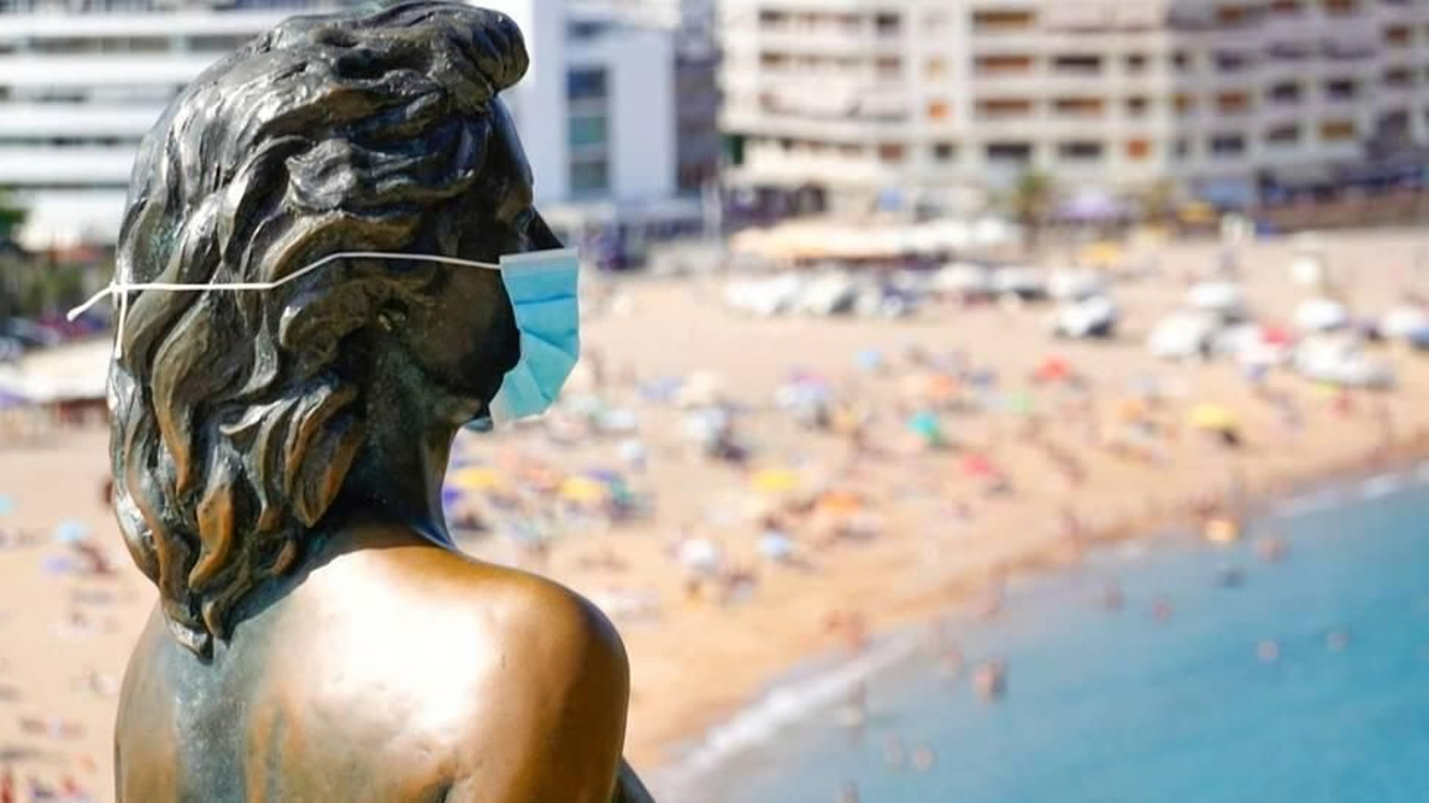 Estatua de Ava Gadner en la localidad gironina de Tossa de Mar. (EFE)