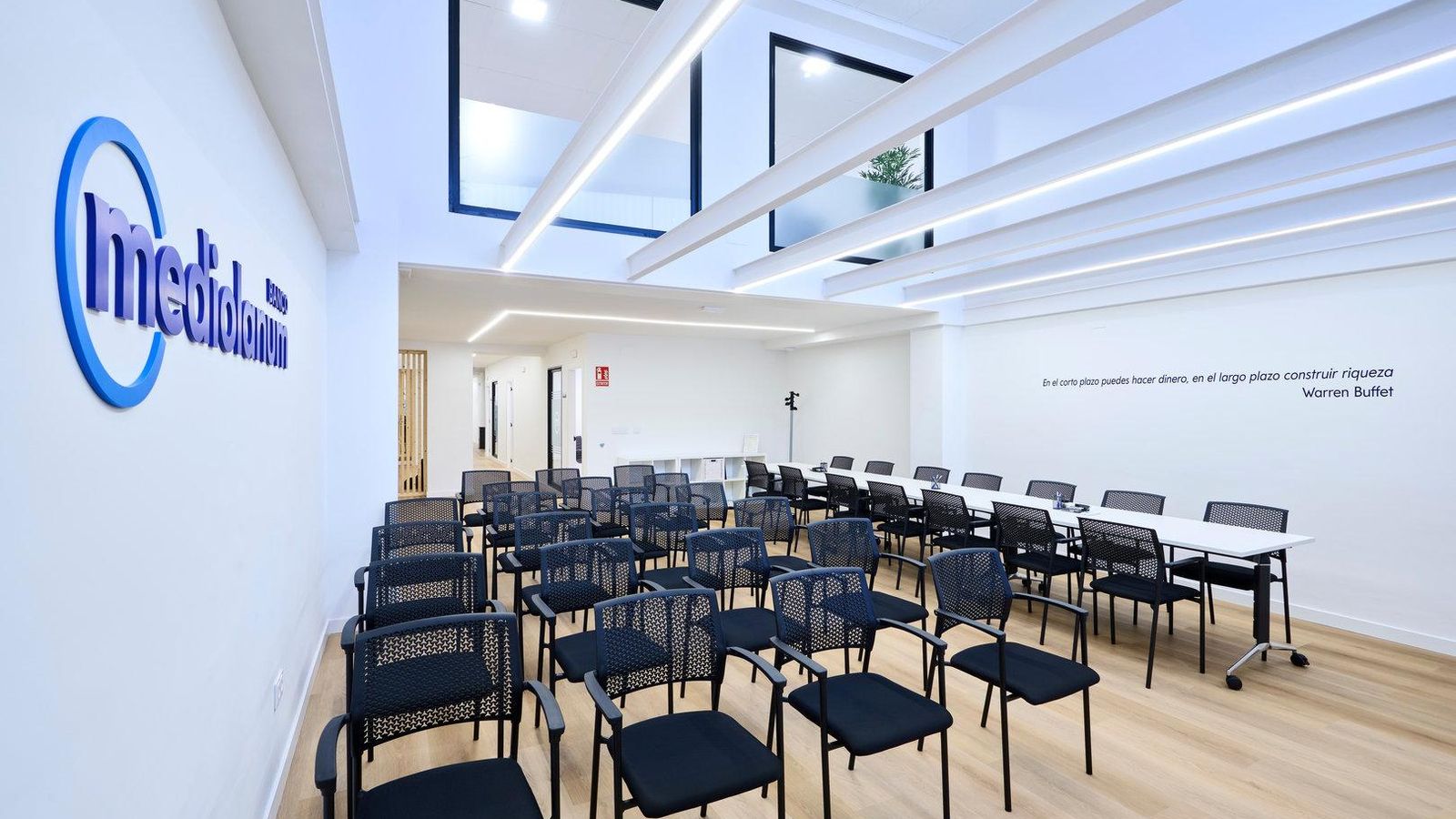 Family Bankers’ Office de Banco Mediolanum en Ourense.