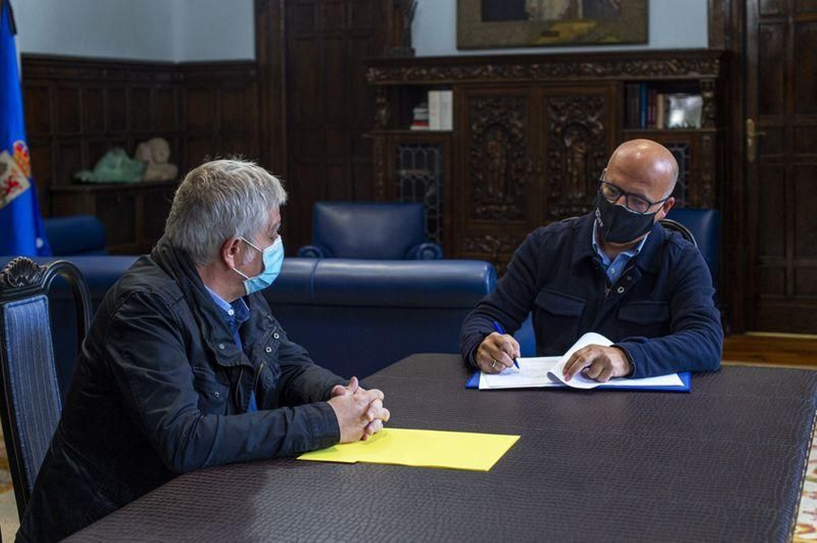 Miguel Caride y Manuel Baltar, reunidos este lunes.
