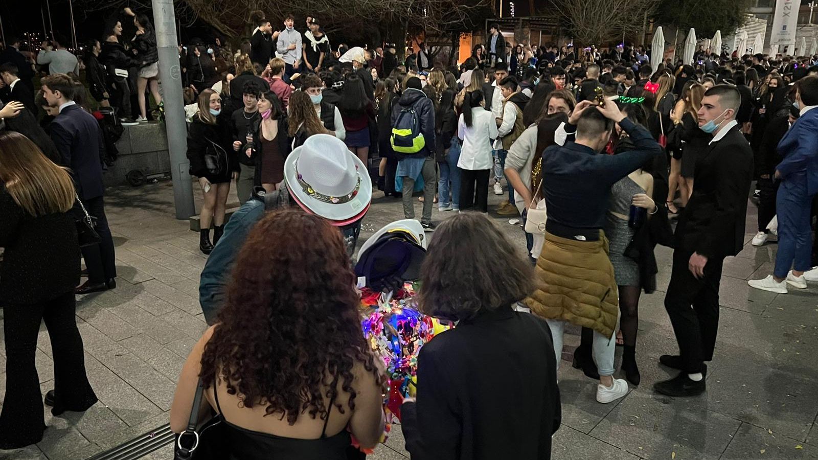 Fin de Año en Vigo con algunas aglomeraciones.