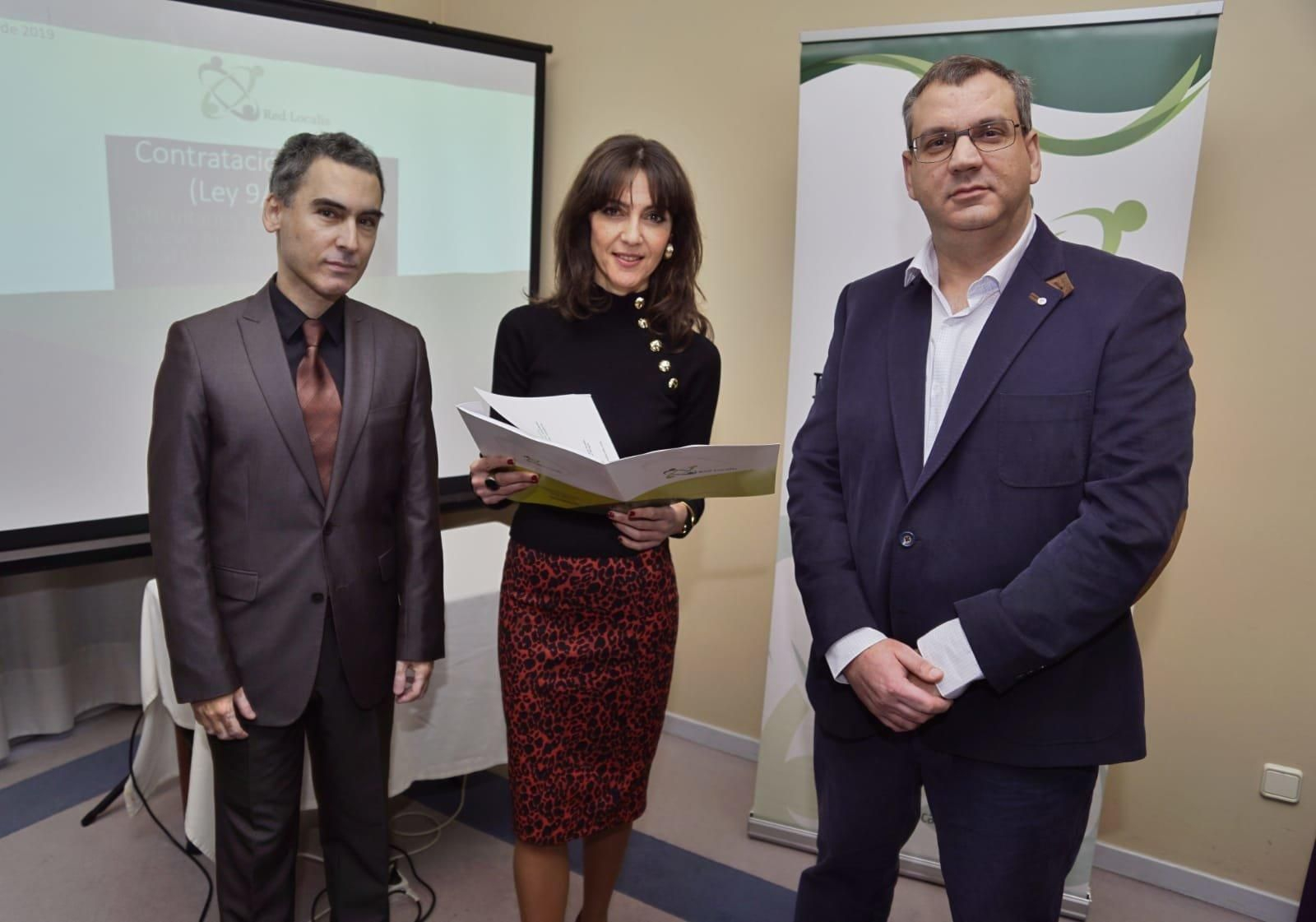 José Caamaño, Concepción Campos y Alberto Vaquero de Red Localis. // Vicente Alonso