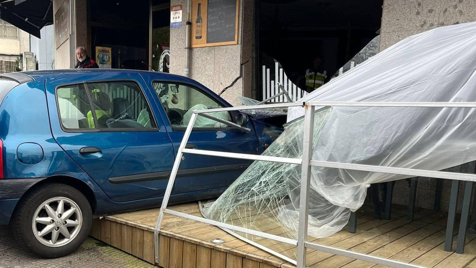 El coche tras el impacto.