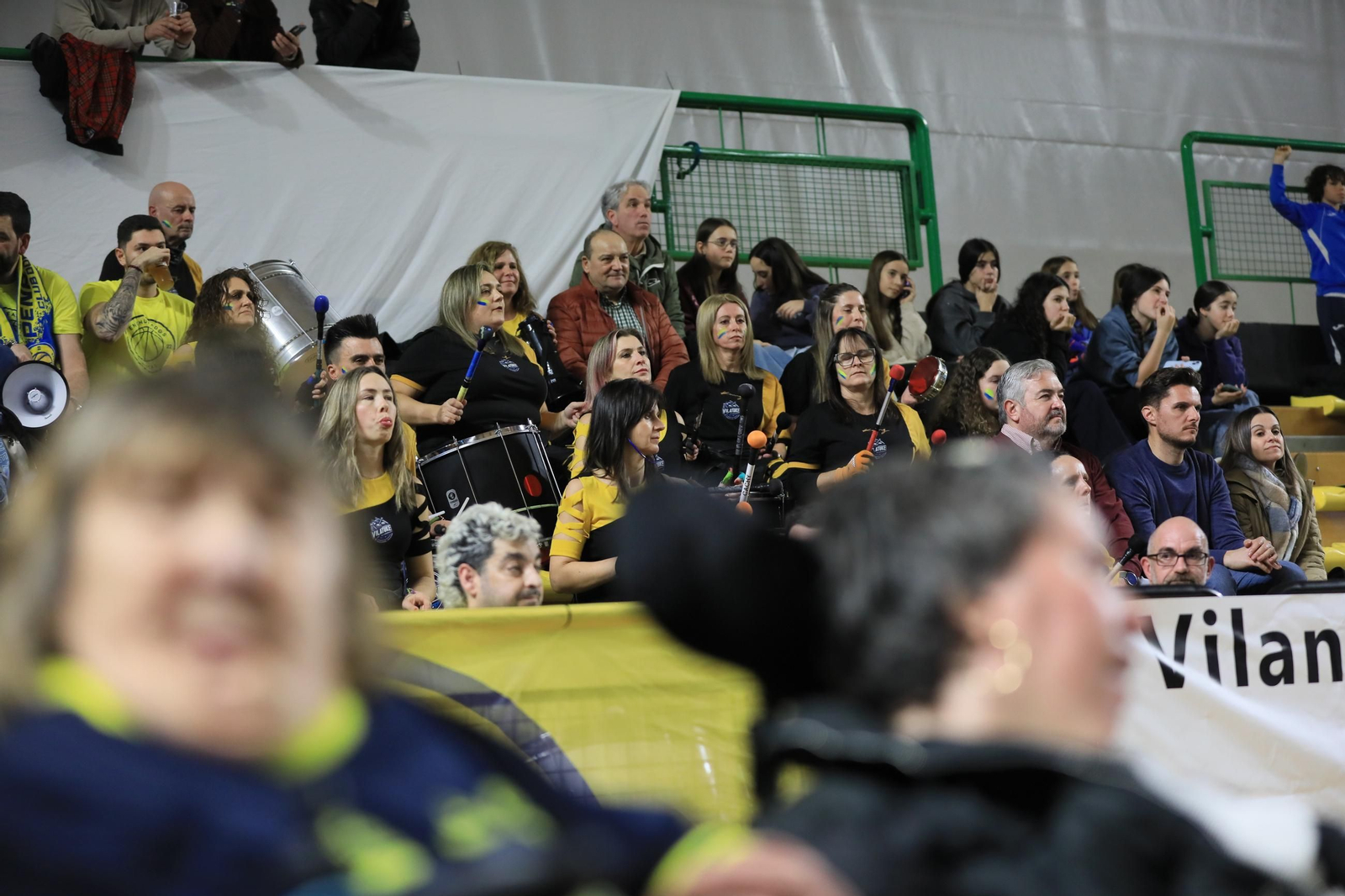 Galería |  El milagro en el Pazo para el COB fue competir