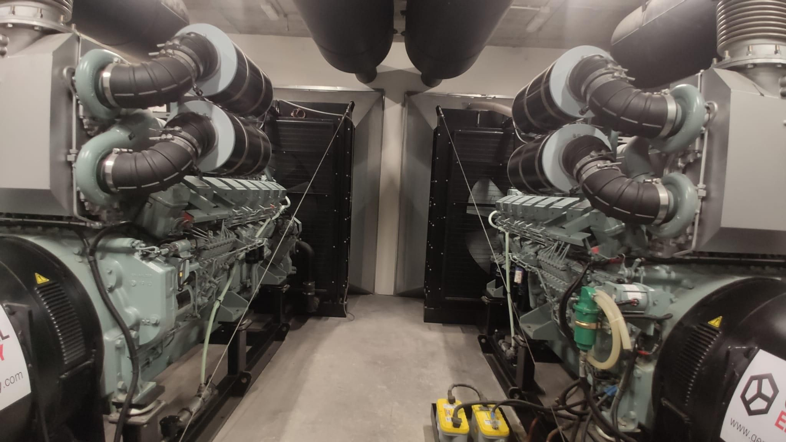 La “sala de máquinas” del hospital  está en una zona diseñada específicamente con tomas de aire y silenciadores.