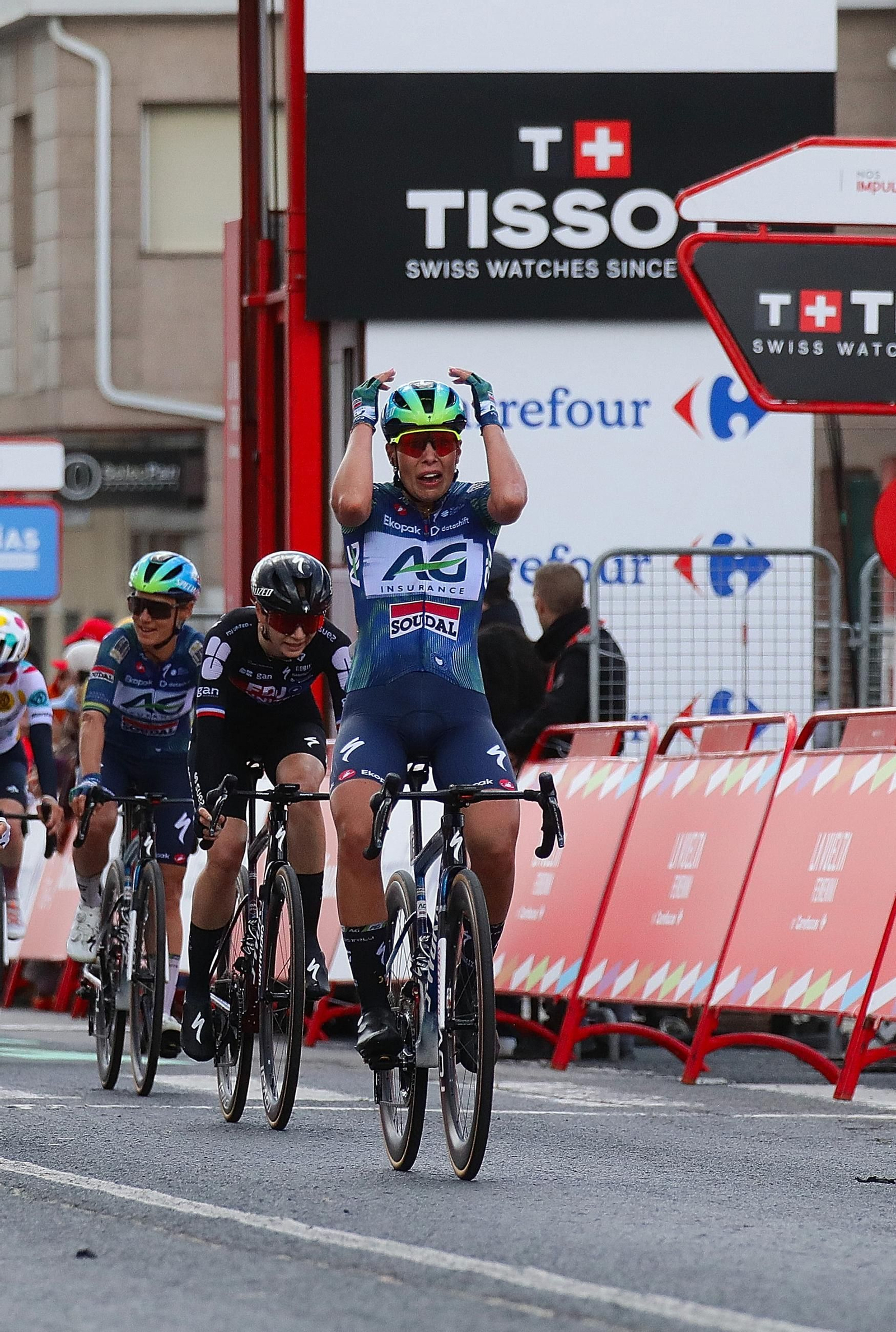 Galería | La Vuelta Femenina conquista Ourense con su gran final de etapa