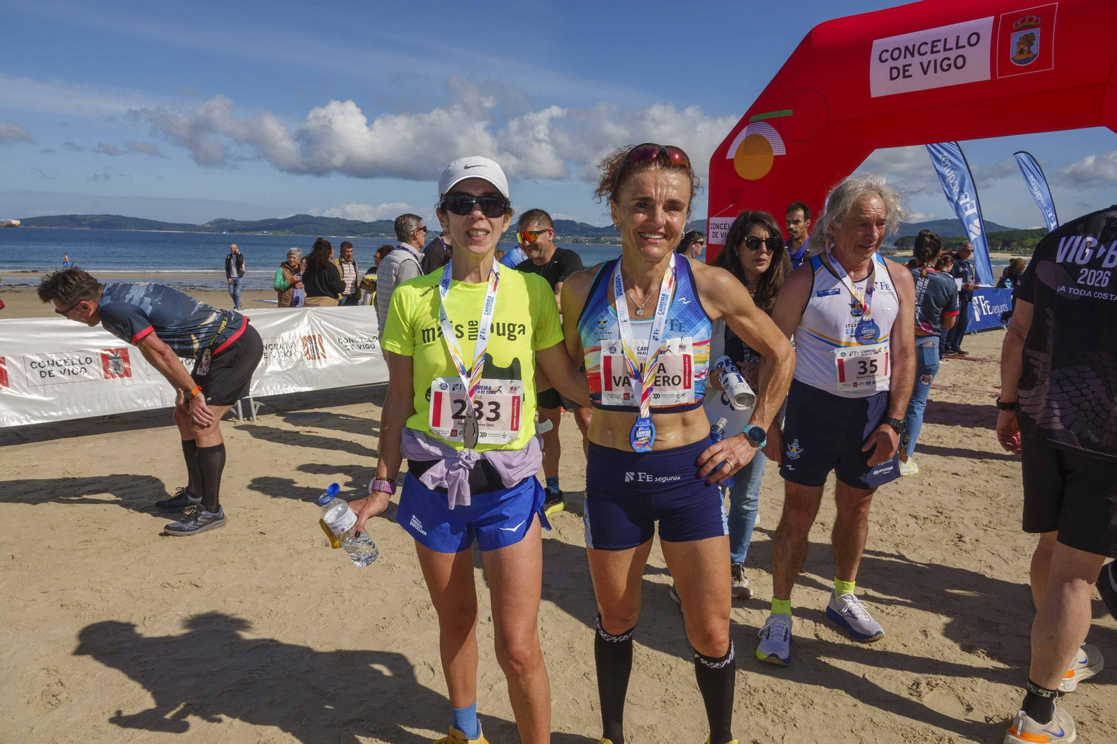 Galería | 1.000 corredores inundan Samil