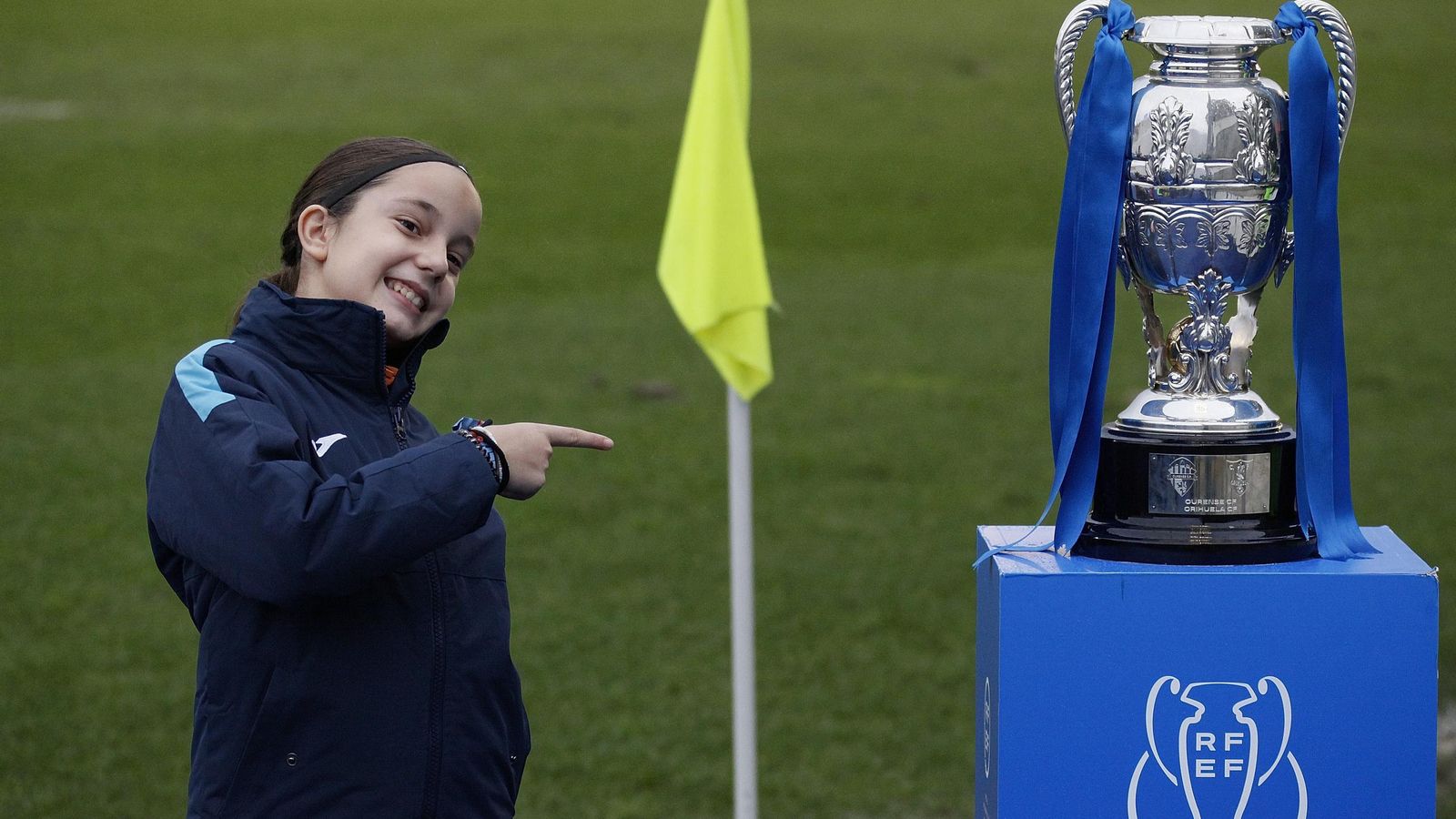 Galería | Tarde de lluvia y fútbol en O Couto para el Ourense CF y CD Guadalajara