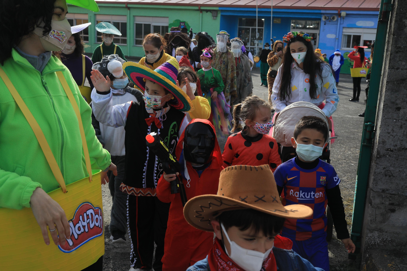 Desfile de entroido infantil en Cualedro. José Paz