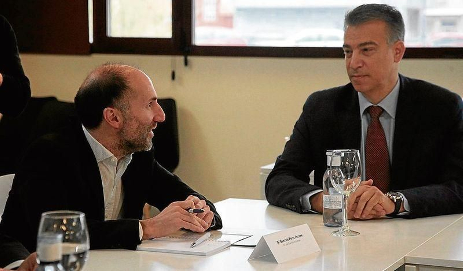 A la derecha, David Olivieri.