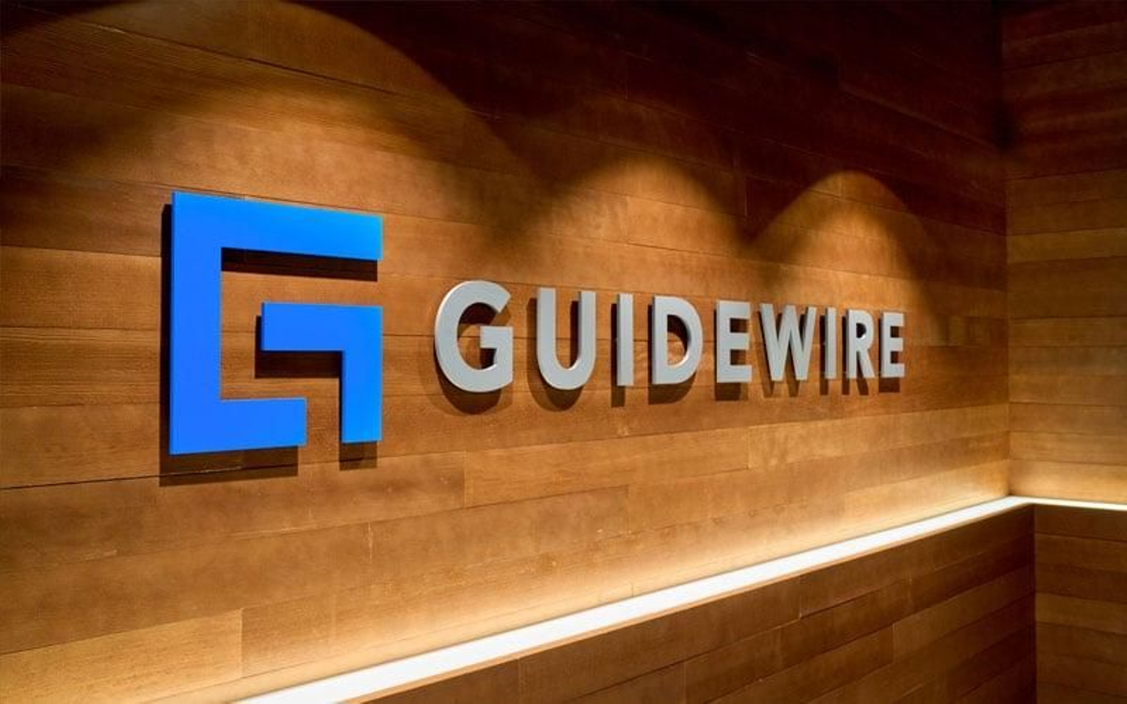 Entrada de las oficinas de Guidewire, una empresa de Estados Unidos de software para seguros