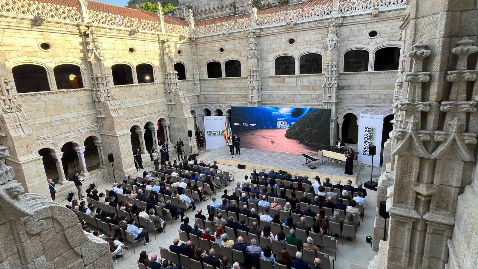 Premios da Cultura Galega que cada año reconocen la creatividad, el talento y el esfuerzo de los artistas.