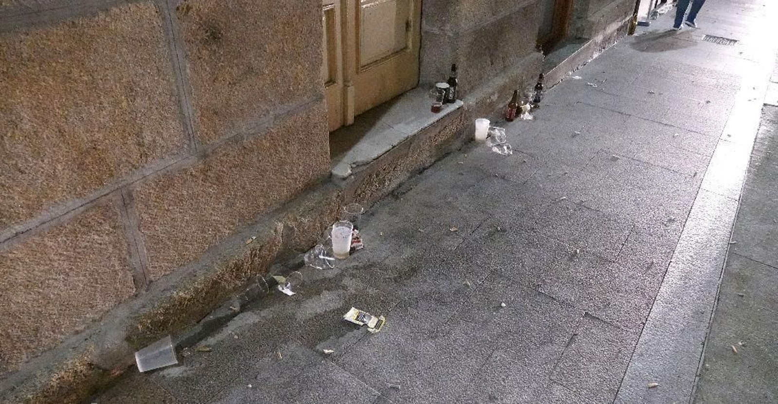 Primera noche sin estado de alarma en Vigo _ Vicente 15