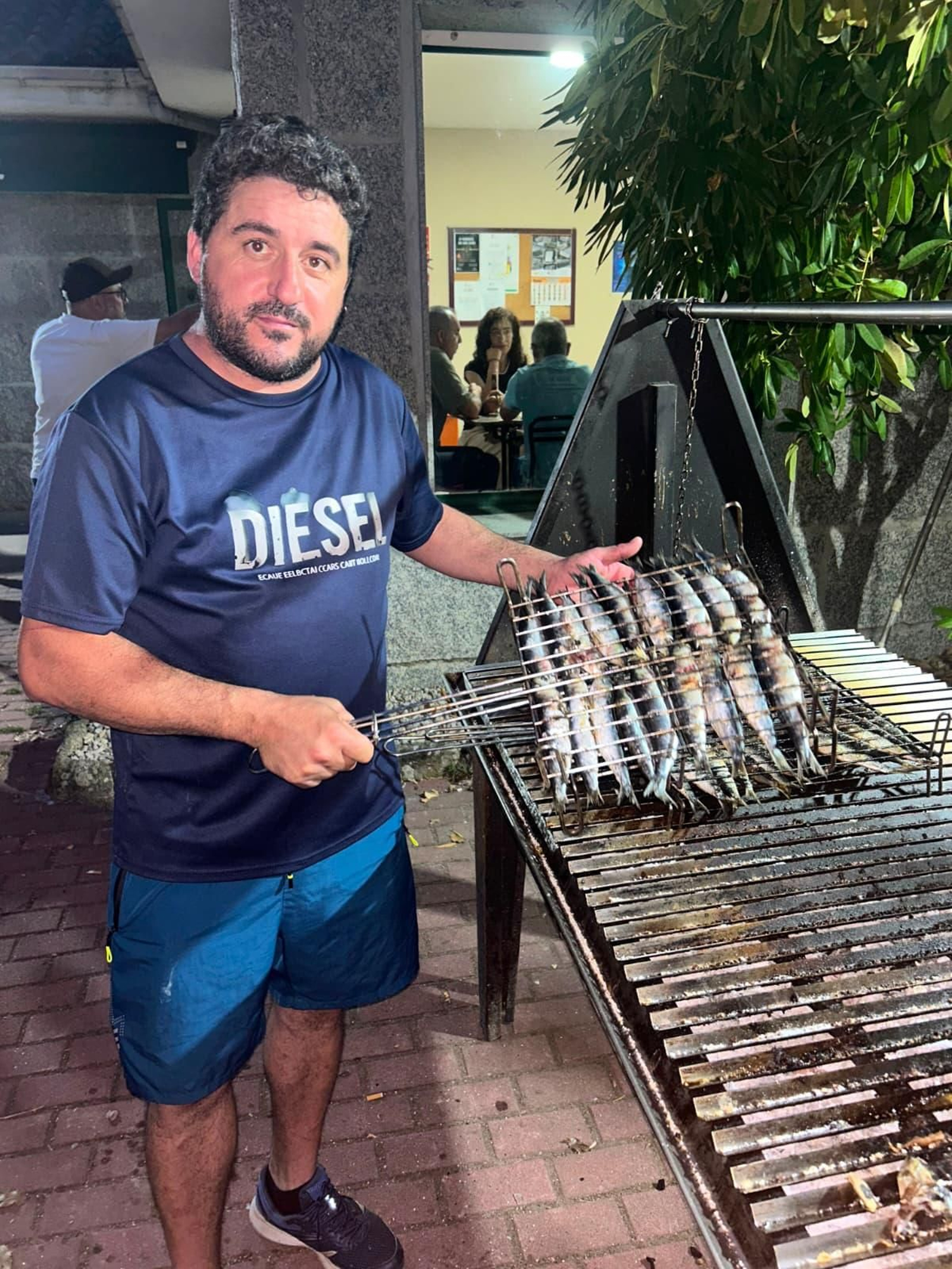 Galería | Sardiñas, lume e tradición no San Xoán de Vilar de Santos