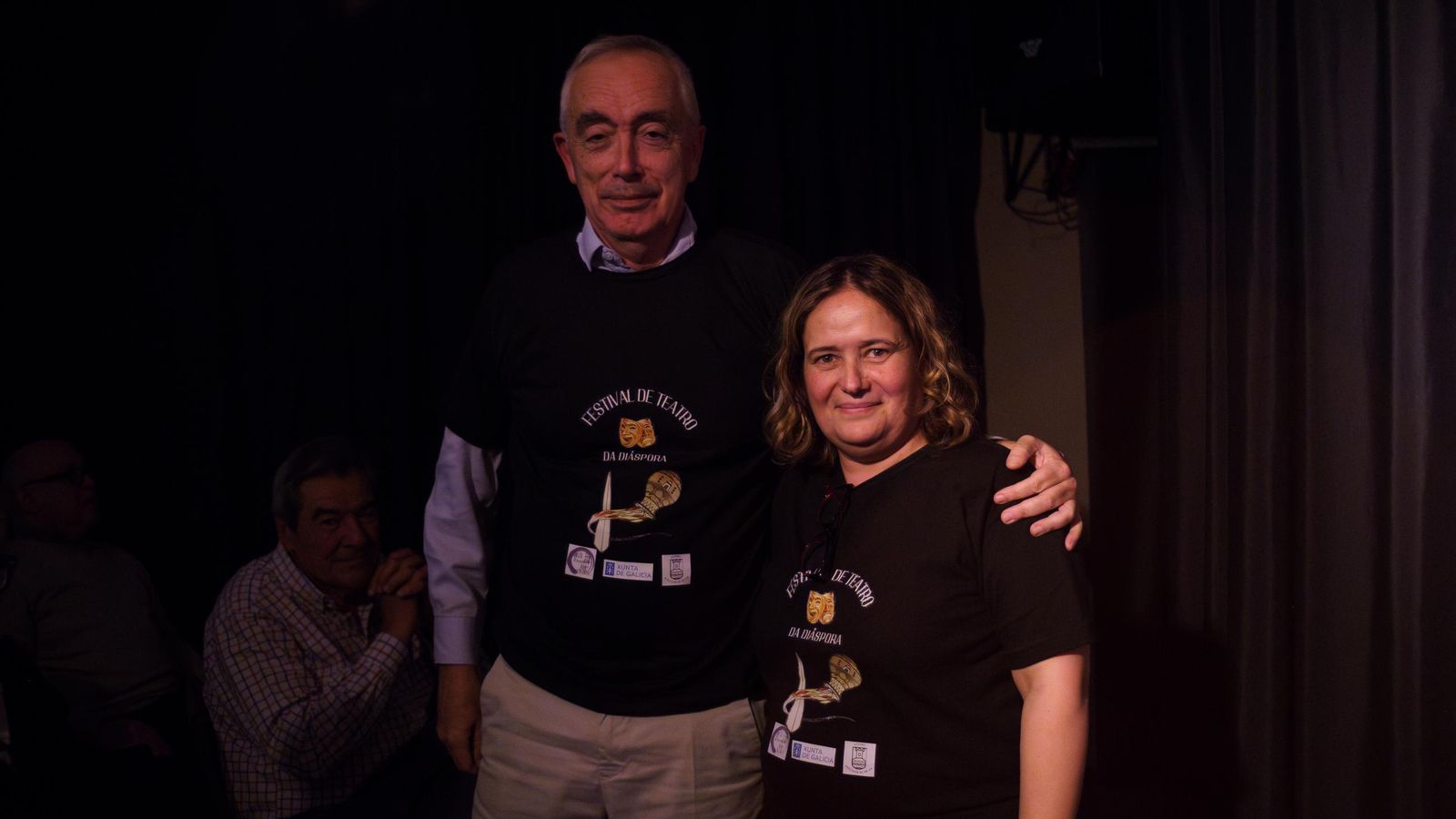 César Mogo con Verónica Torres Bugallo, de la emisora del Centro Betanzos.