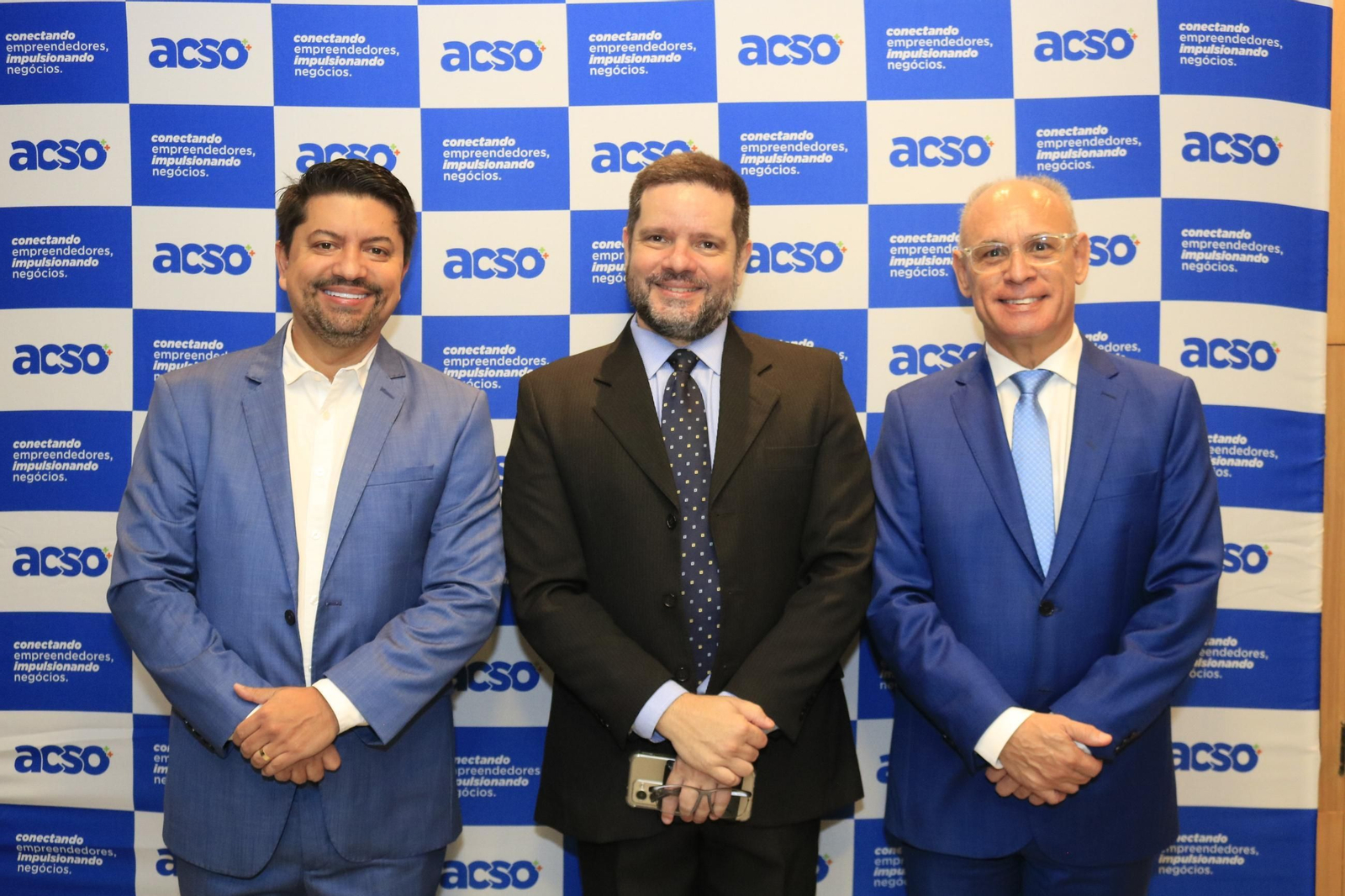 El presidente del Forum-Empresarial Hispano Brasileño, Felipe Pousada, en el centro de la imagen