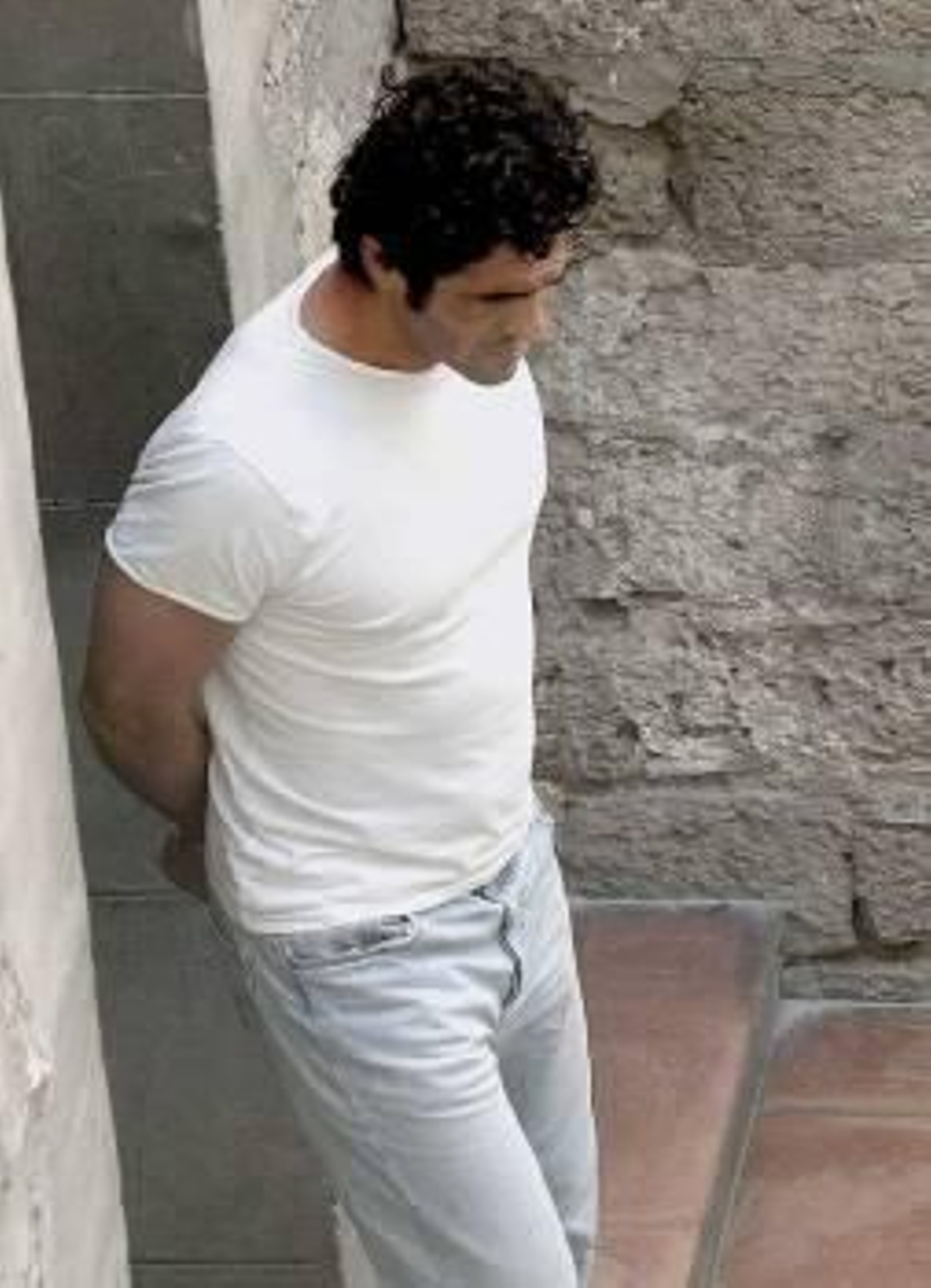 Antonio Puerta, en el momento de su detención en Alicante por la agresión a Jesús Neira. Foto: EFE