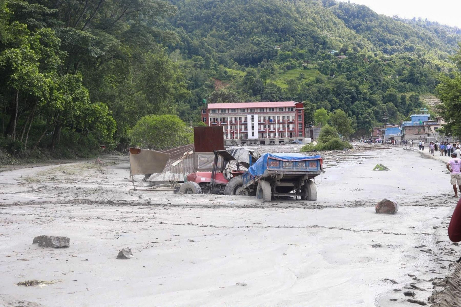 Galería | Las imágenes satelitales que muestran la devastación de la riada en Nepal