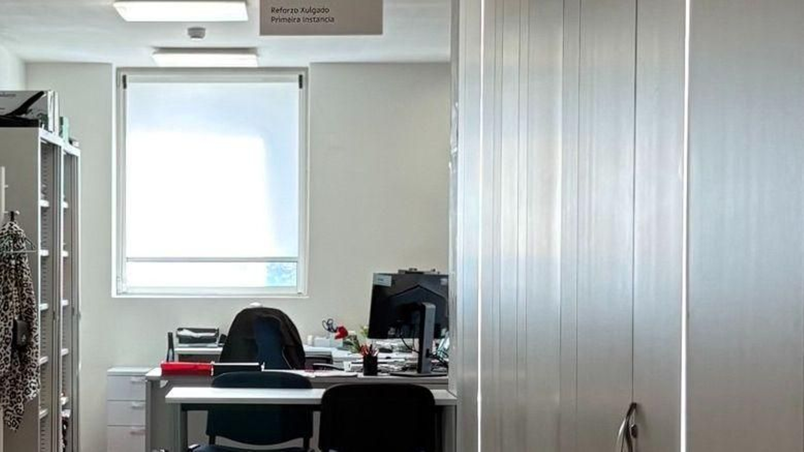 La oficina de refuerzo de la sección civil, en la planta 13 de la Cidade da Xustiza.