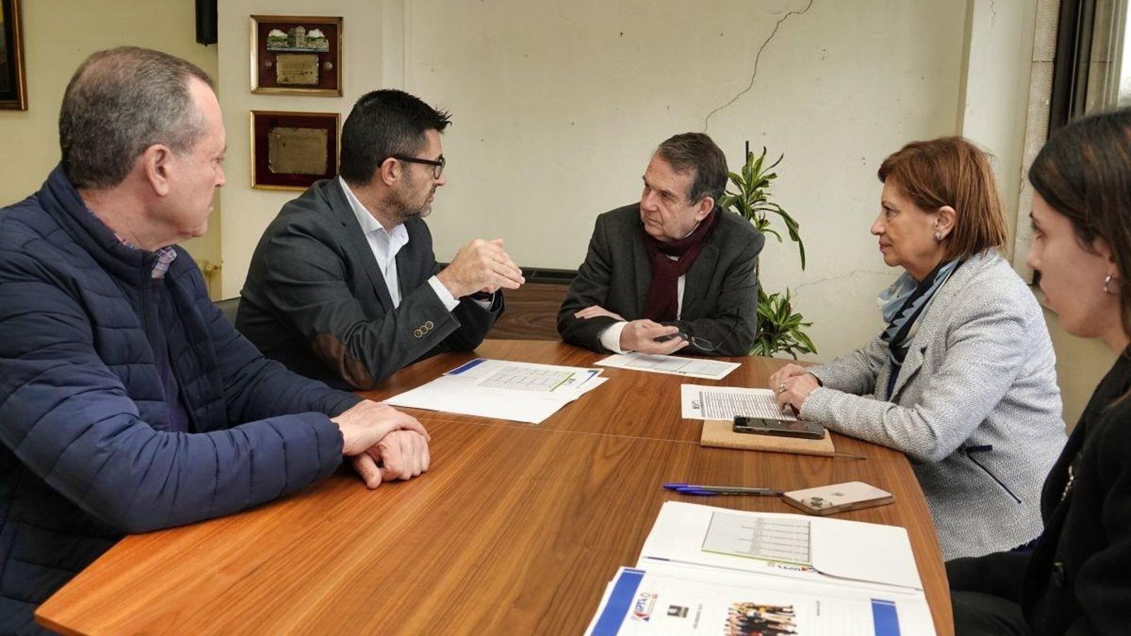 El alcalde Abel Caballero recibió ayer al presidente de UPTA España, Eduardo Abad.