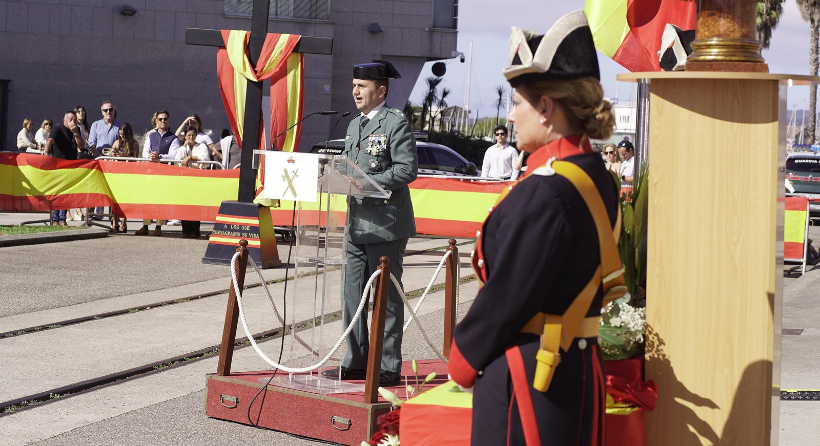 Galería | La Guardia Civil celebra el Día del Pilar en Vigo